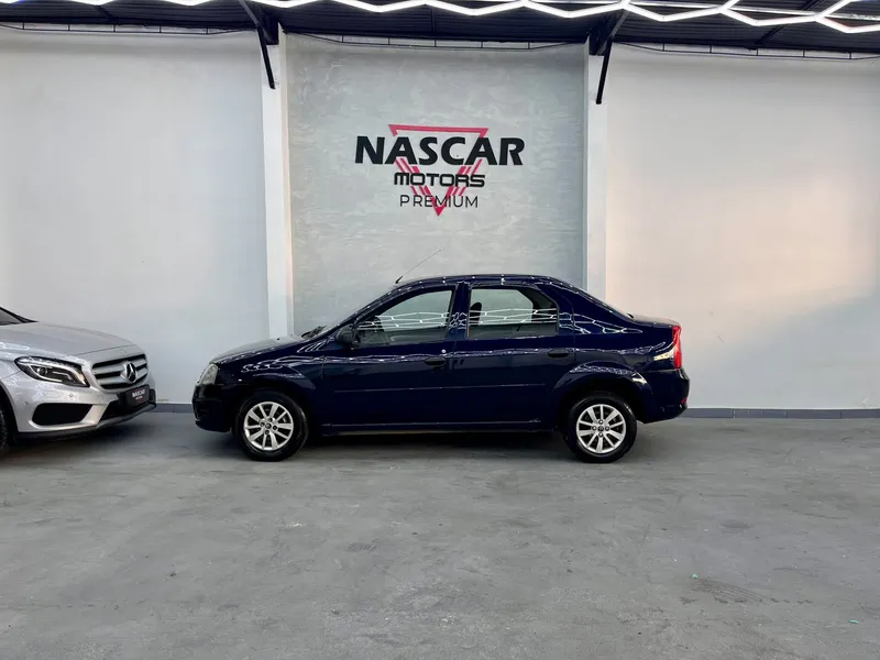 Renault Logan Azul