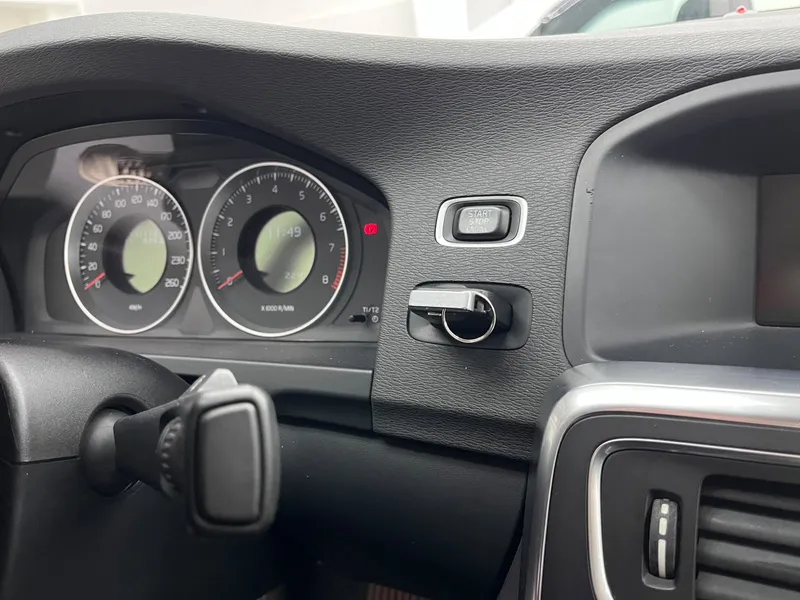 Volvo S60 Prata