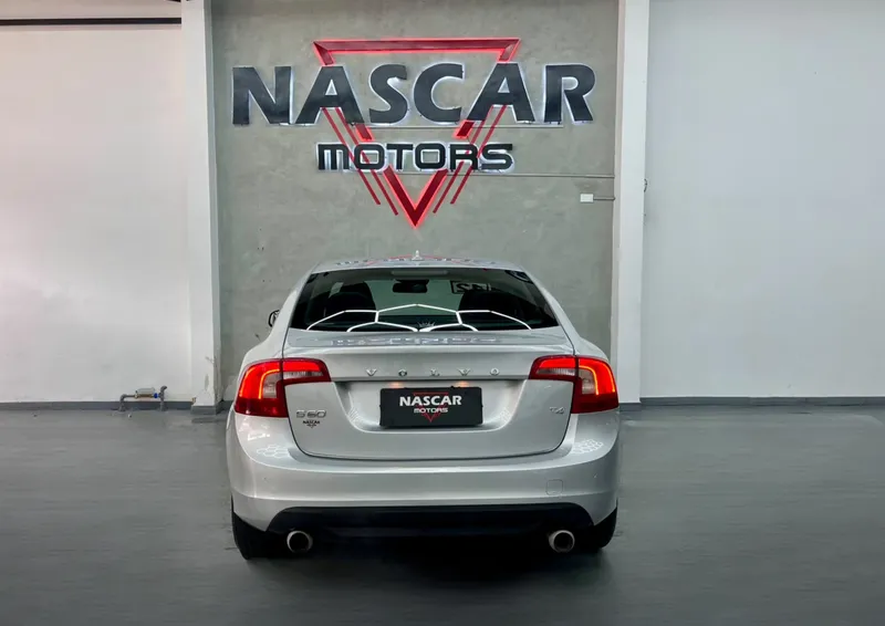 Volvo S60 Prata