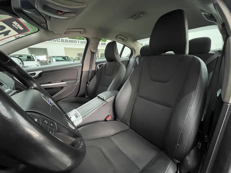 Volvo S60 Prata