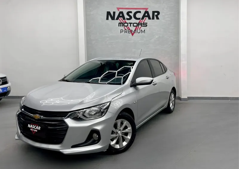Chevrolet Onix Prata