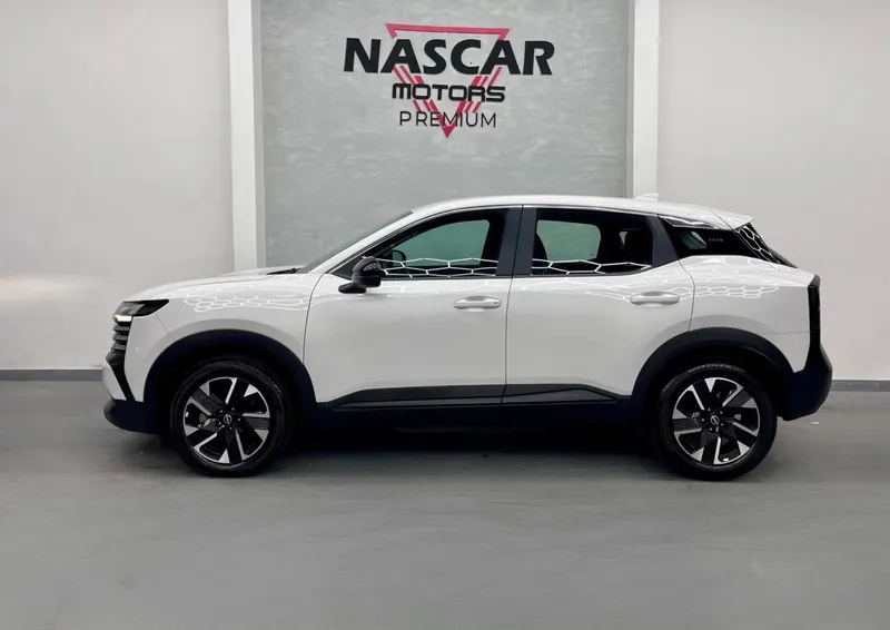 Nissan Kicks Branco