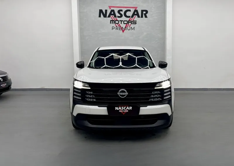 Nissan Kicks Branco
