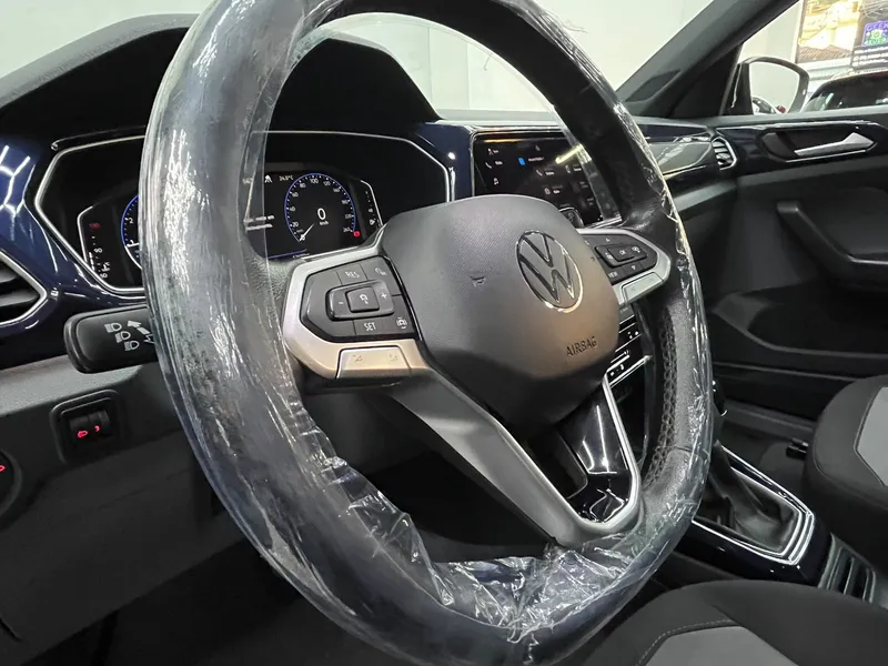 Volkswagen T-Cross Preto