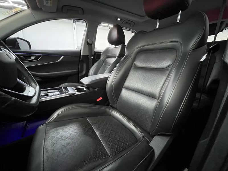Chery Tiggo 8 Cinza
