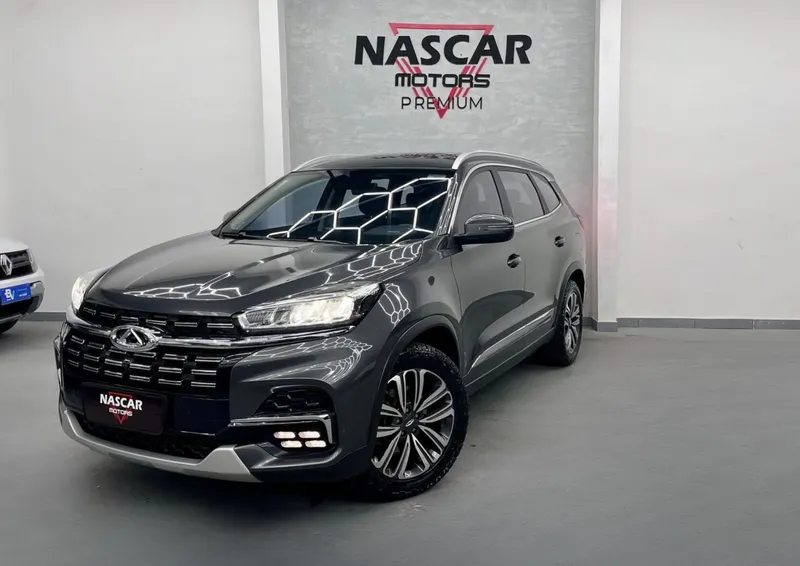 Chery Tiggo 8 Cinza