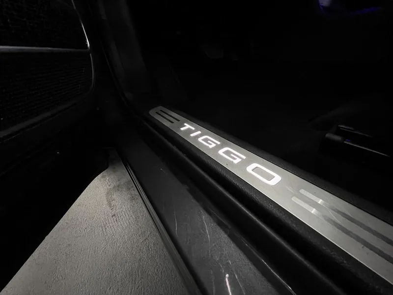 Chery Tiggo 8 Cinza