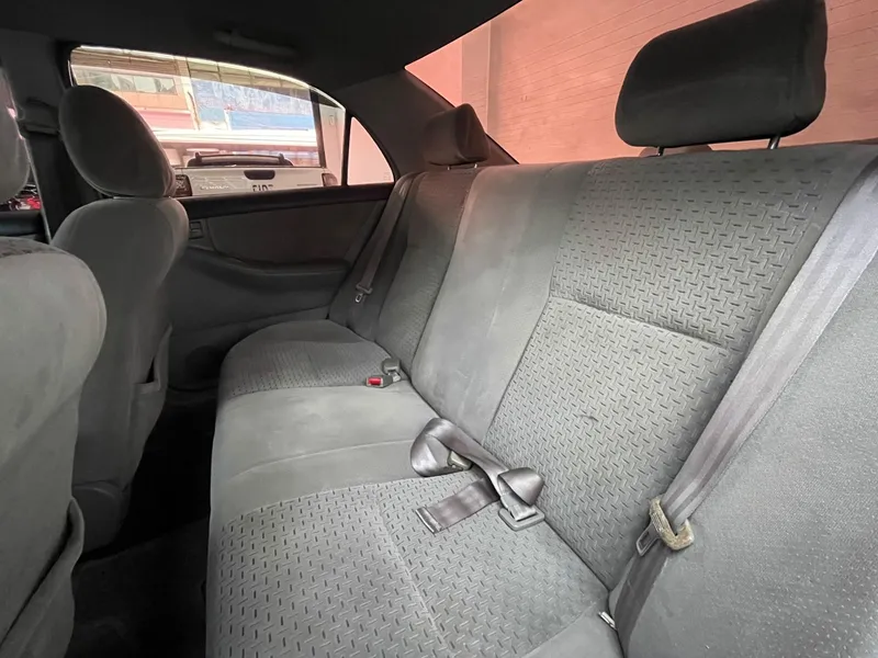 Toyota Corolla Cinza