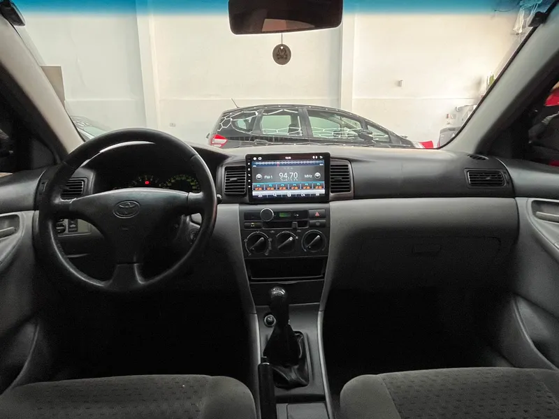 Toyota Corolla Cinza
