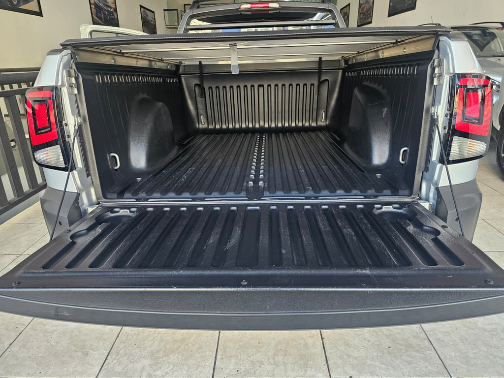 Volkswagen Saveiro Prata