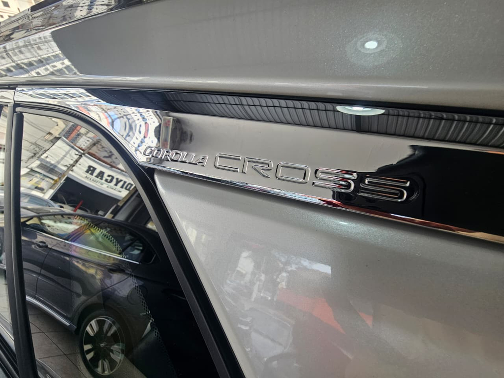 Toyota Corolla Cross Branco