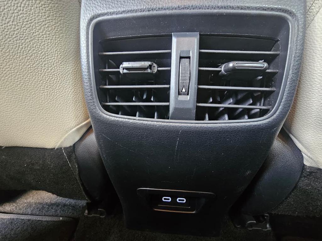 Toyota Corolla Cross Branco