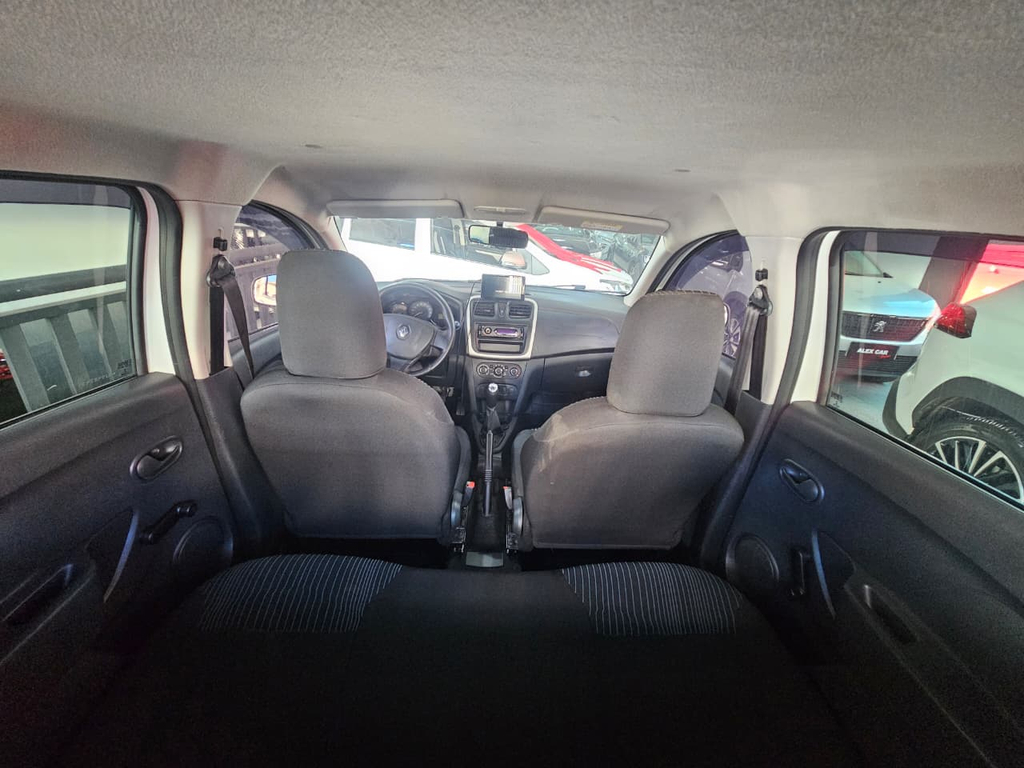 Renault Sandero Branco