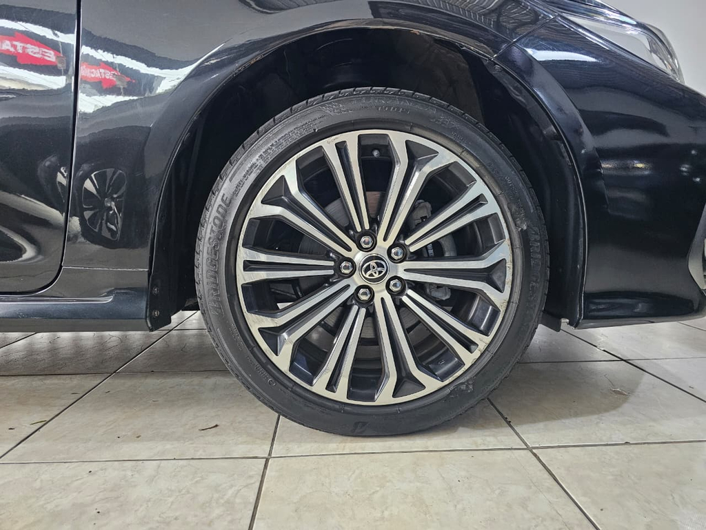 Toyota Corolla Altis Preto