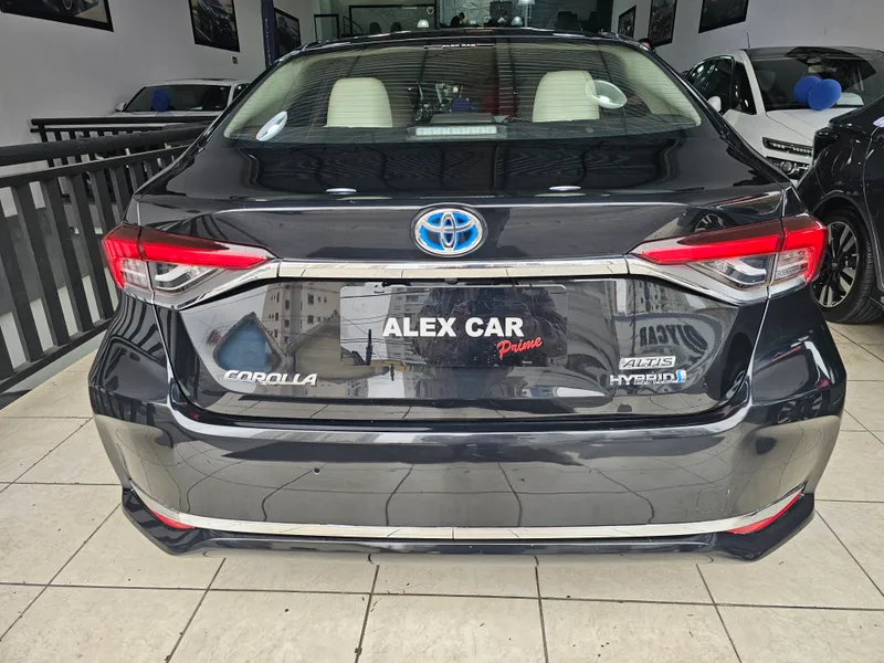 Toyota Corolla Altis Preto