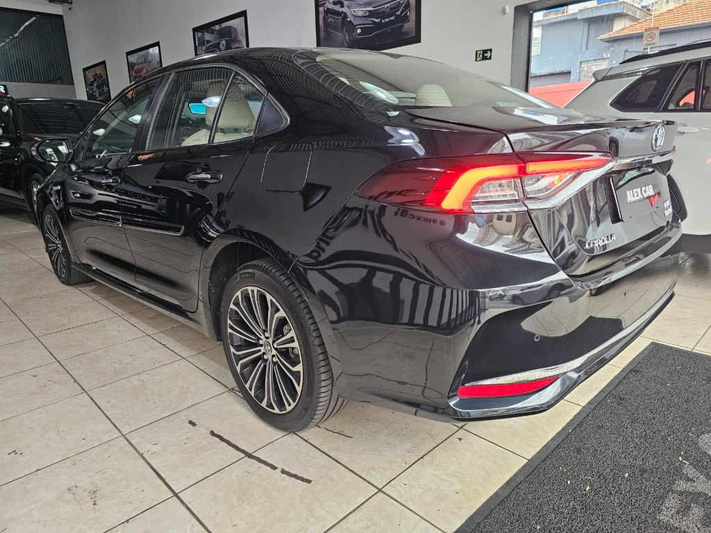 Toyota Corolla Altis Preto