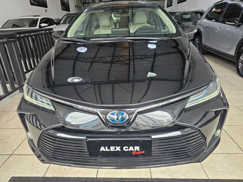 Toyota Corolla Altis Preto