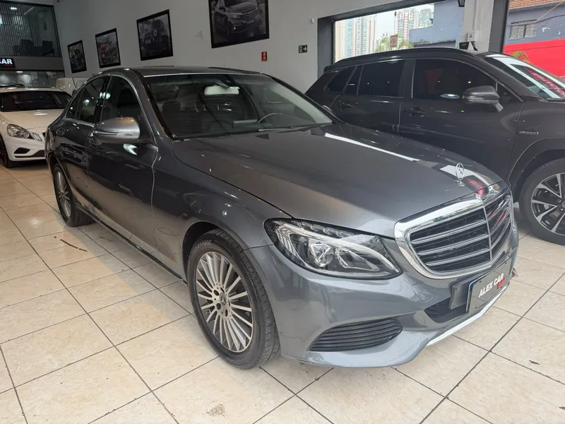 Mercedes Benz C-180 Cinza