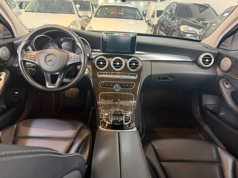 Mercedes Benz C-180 Cinza