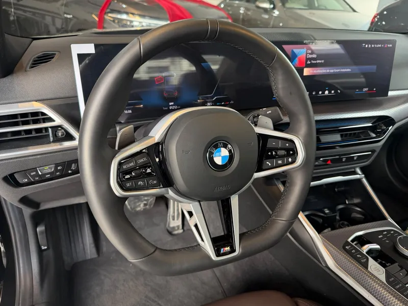 BMW 320i Preto