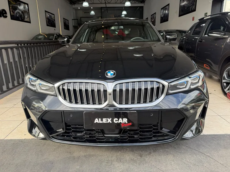 BMW 320i Preto