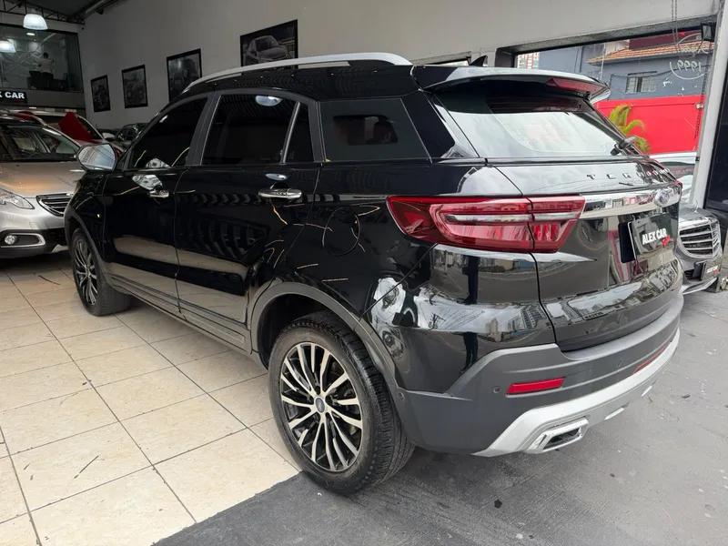 Ford TERRITORY Preto