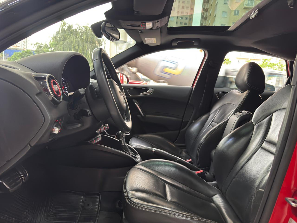Audi A1 Vermelho