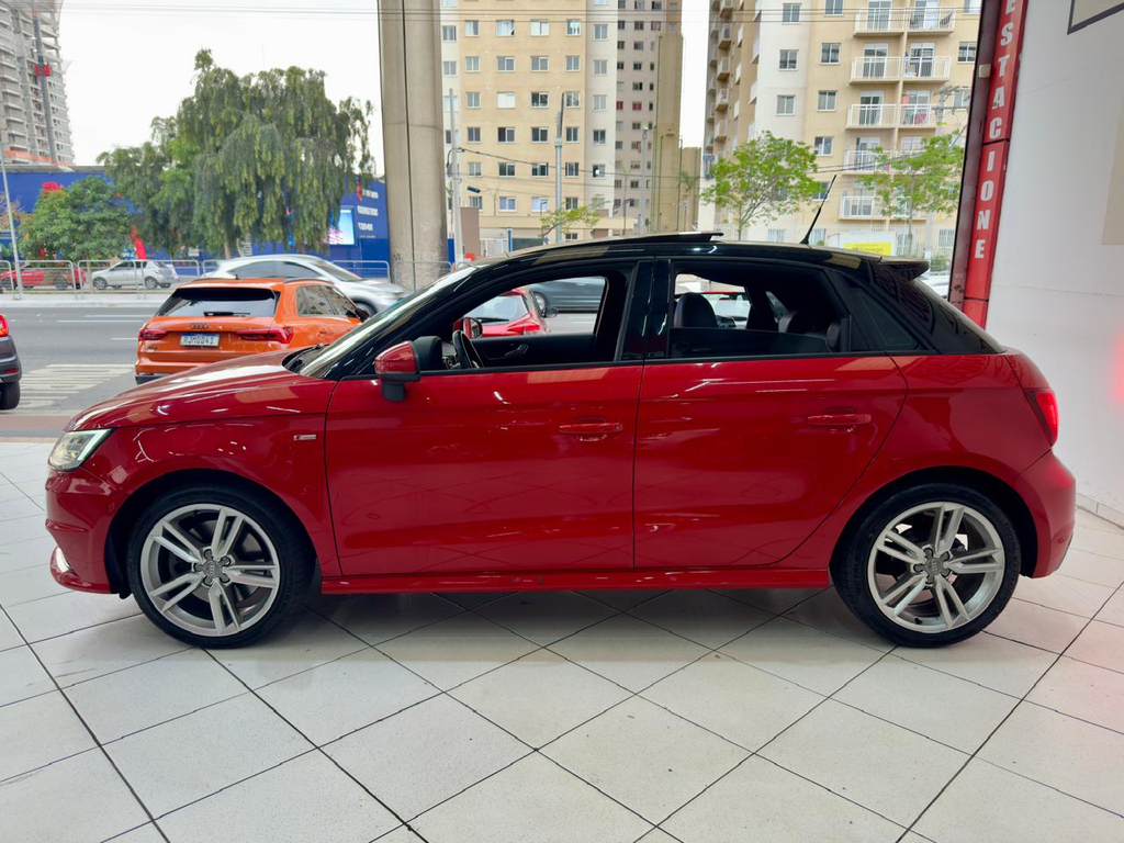 Audi A1 Vermelho