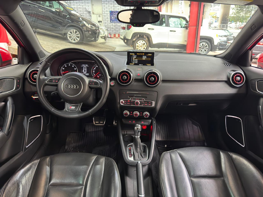 Audi A1 Vermelho