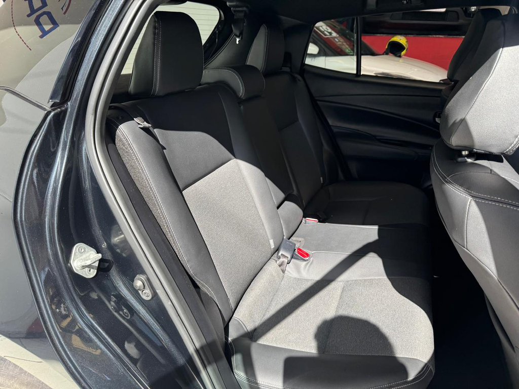 Toyota Yaris Preto