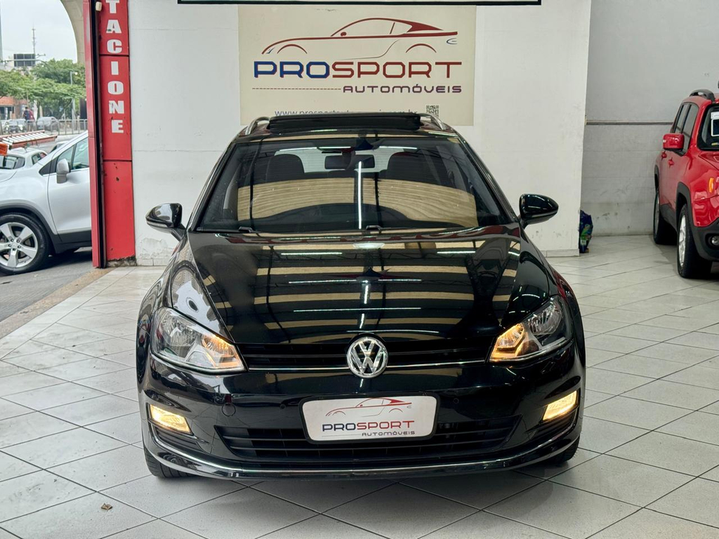 Volkswagen Golf Variant Preto