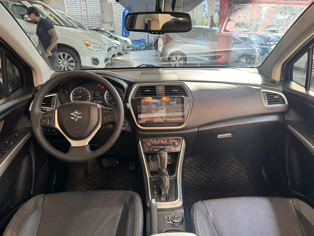 Suzuki S Cross Azul