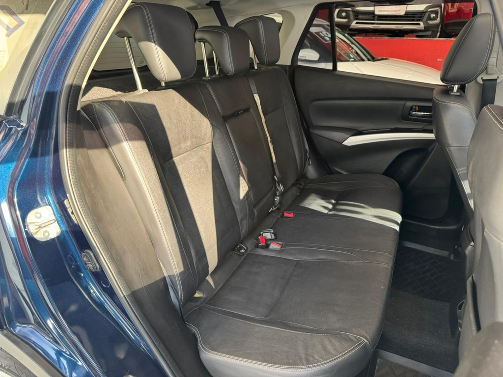 Suzuki S Cross Azul