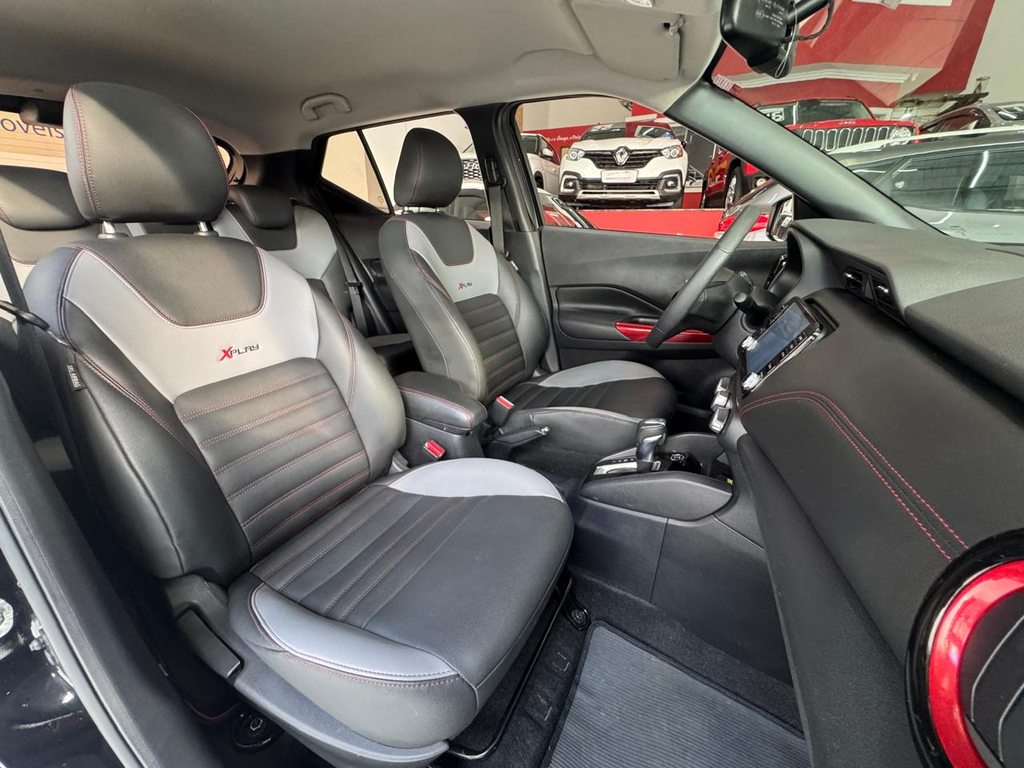 Nissan Kicks Preto