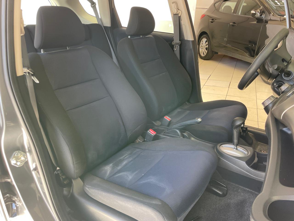 Honda Fit Cinza