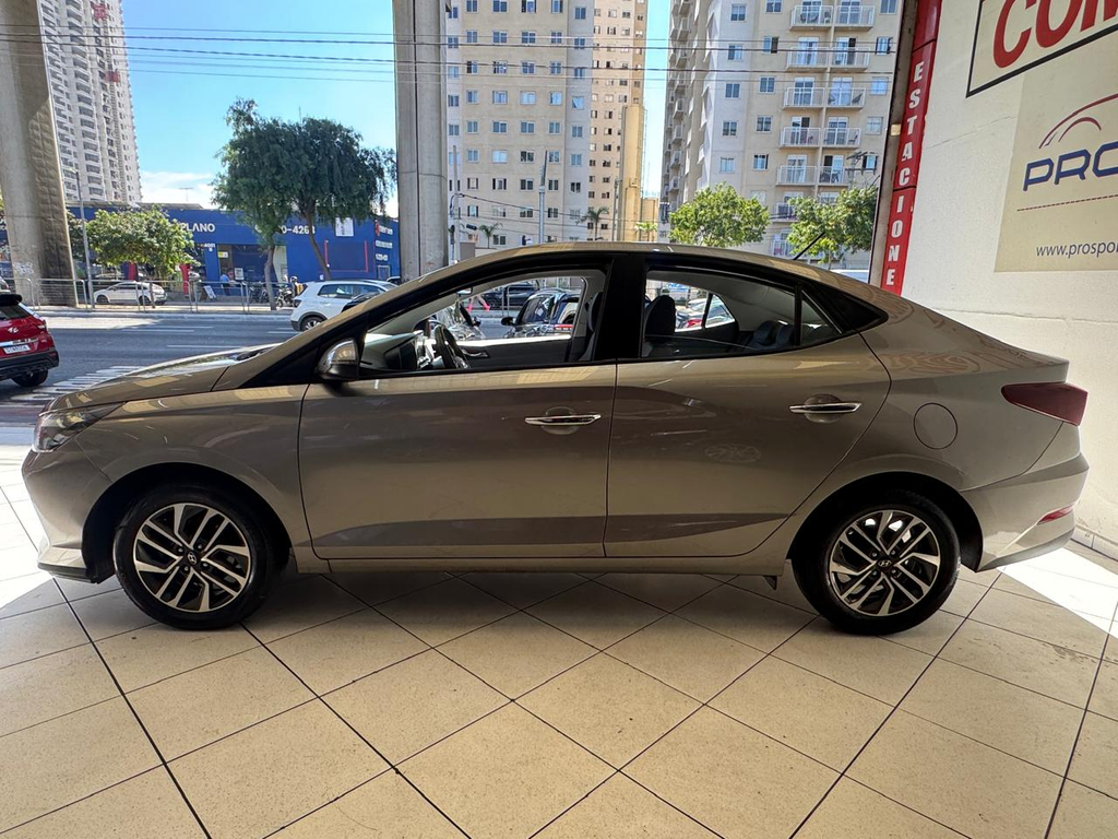 Hyundai HB20 Prata