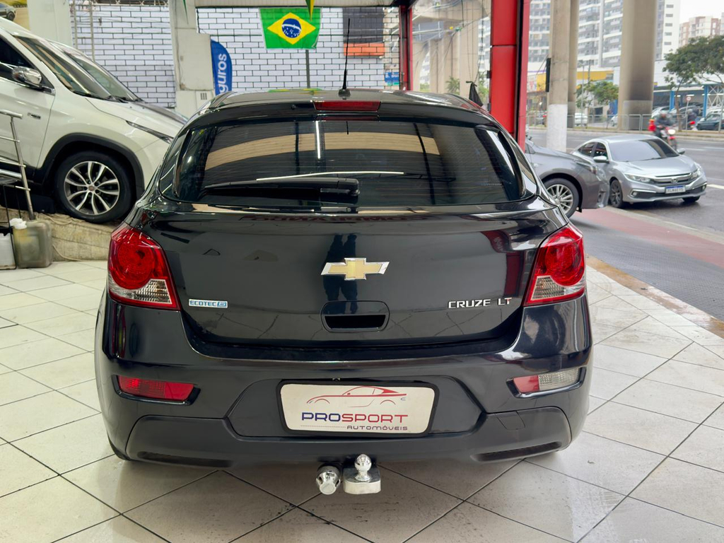 Chevrolet Cruze Preto