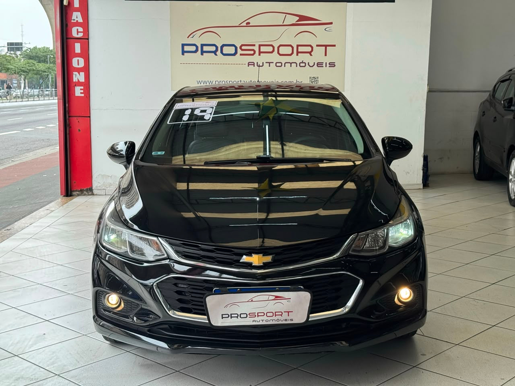 Chevrolet Cruze Sedan Preto