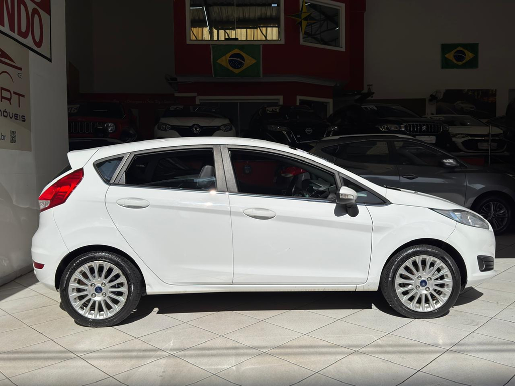 Ford New Fiesta Hatch Branco