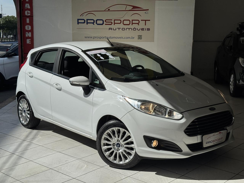 Ford New Fiesta Hatch Branco