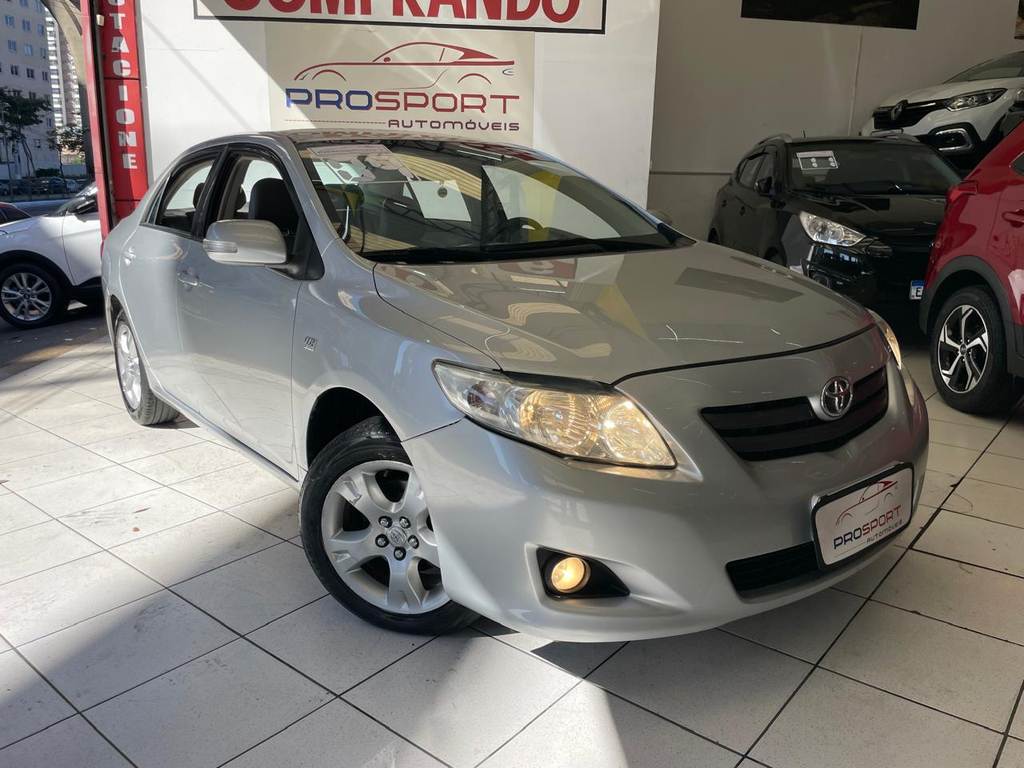 Toyota Corolla Prata