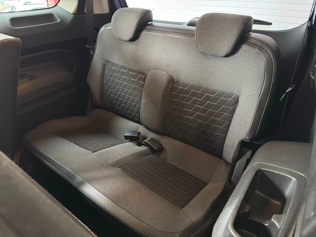 Chevrolet Spin Azul