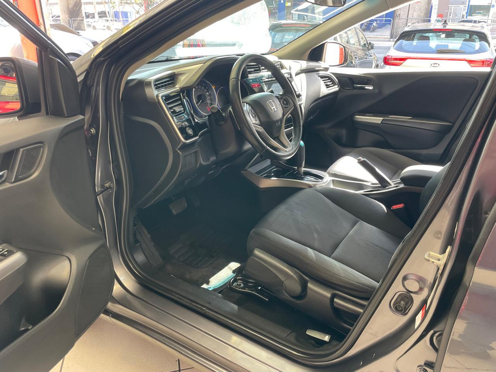 Honda City Cinza