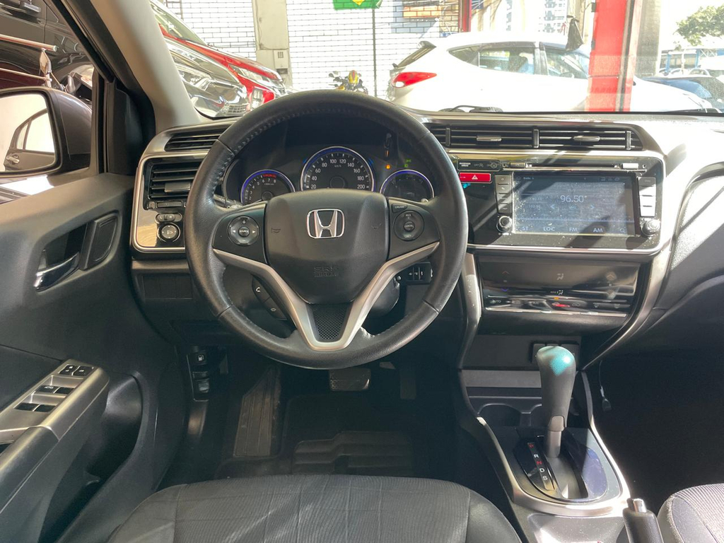 Honda City Cinza