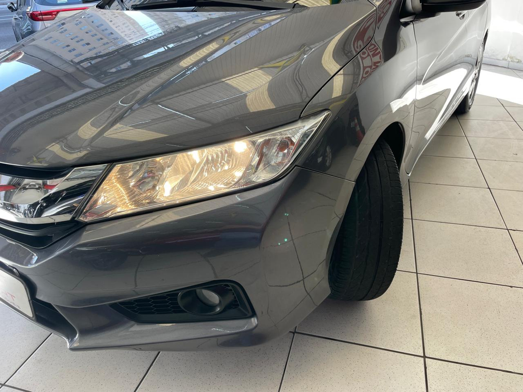 Honda City Cinza