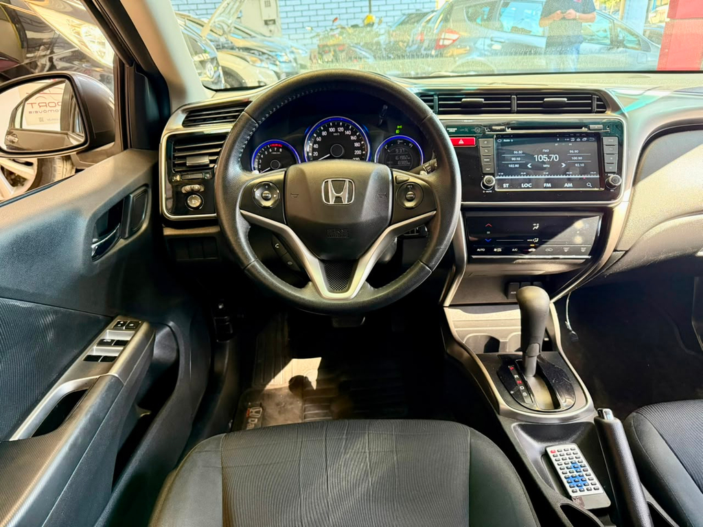 Honda City Cinza