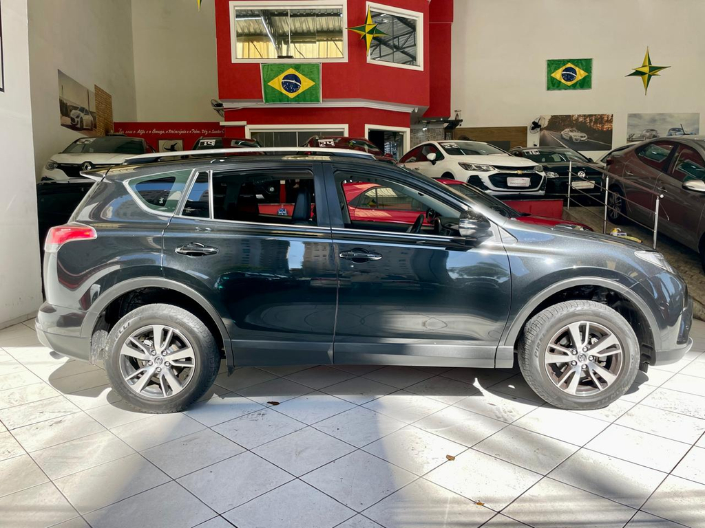 Toyota RAV4 Prata