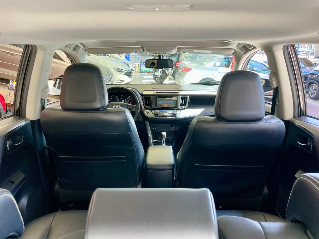 Toyota RAV4 Prata