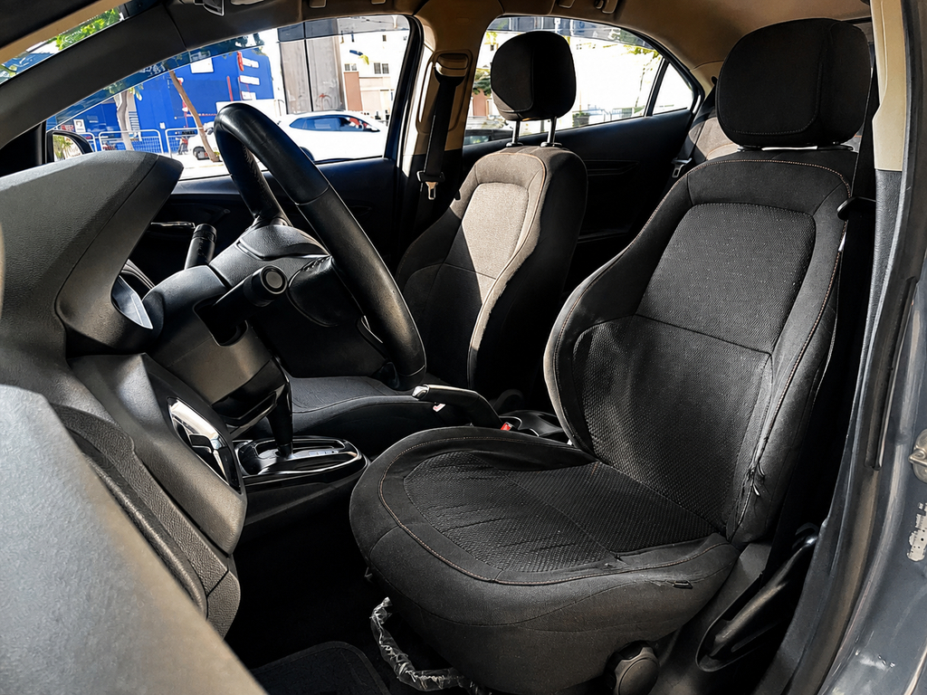 Chevrolet Onix Azul