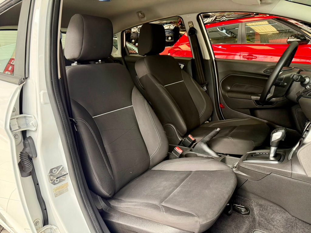 Ford New Fiesta Hatch Branco